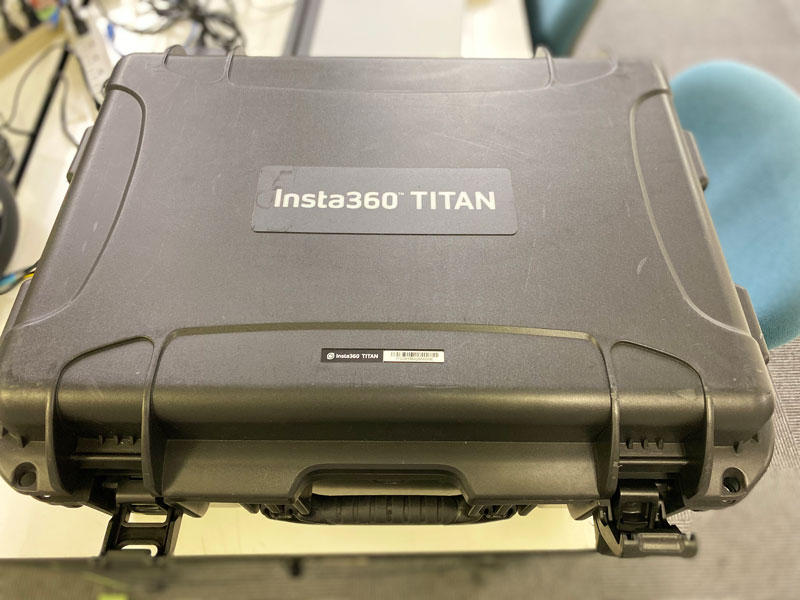 Insta360 TITAN