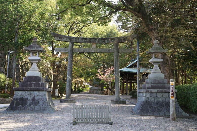 岡崎六所神社