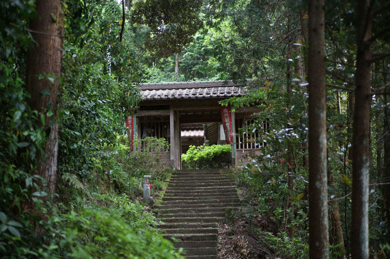 山中鹿介の供養塔