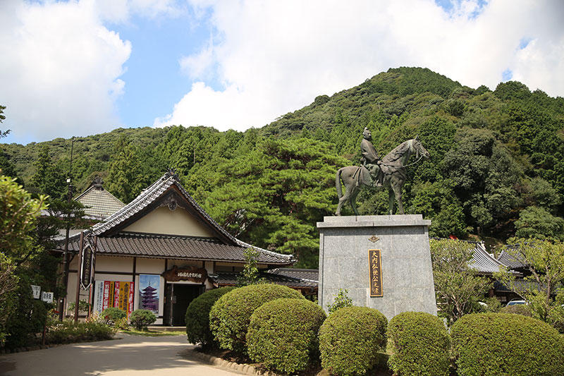 保寧山 瑠璃光寺