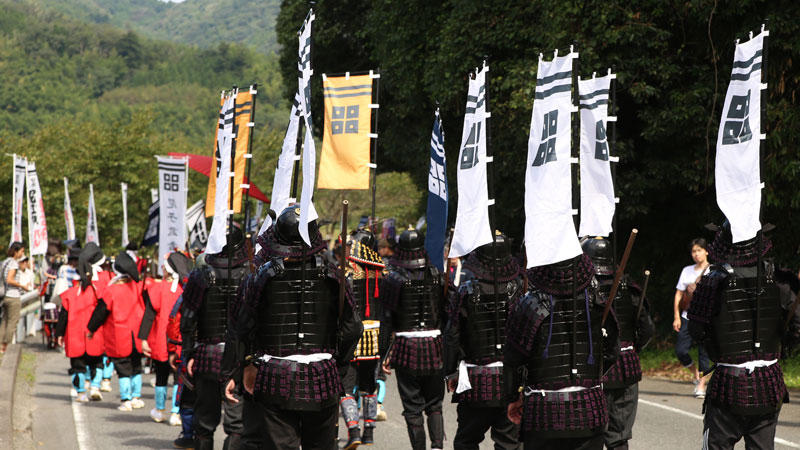 【社員がゆく】尼子氏と山中鹿介ゆかりの地の山城に行きました